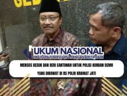 Mensos Besuk dan Beri Santunan untuk Polisi Korban Demo yang Dirawat di RS Polri Kramat Jati