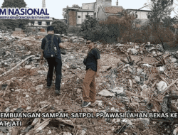 Cegah Pembuangan Sampah, Satpol PP Awasi Lahan Bekas Kebakaran di Kramat Jati